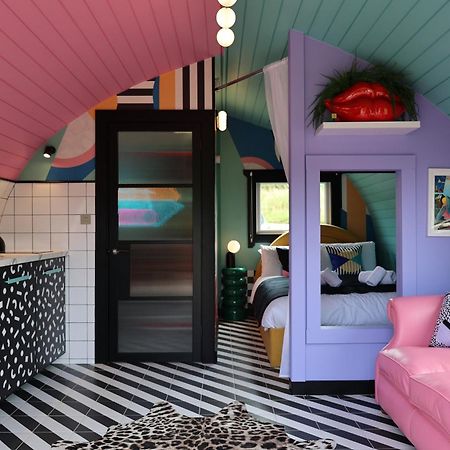 Ammonite Glamping Pod & Hot Tub Apartment Hungerton Exterior photo